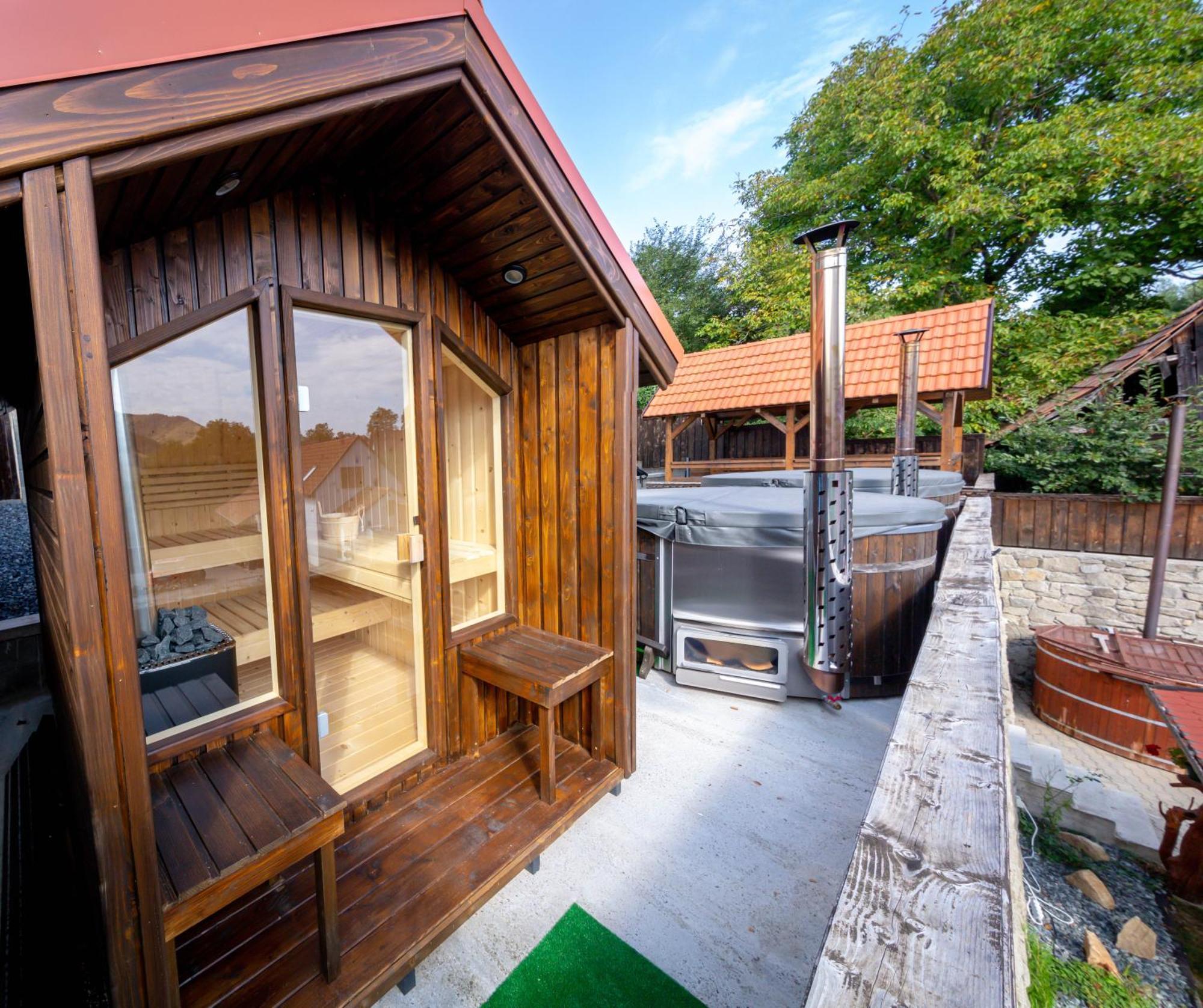 Long Rock Chalet *