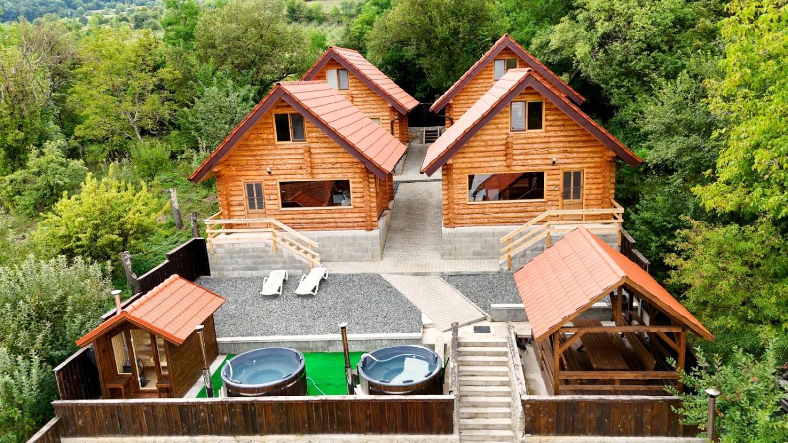 Chalet Long Rock *